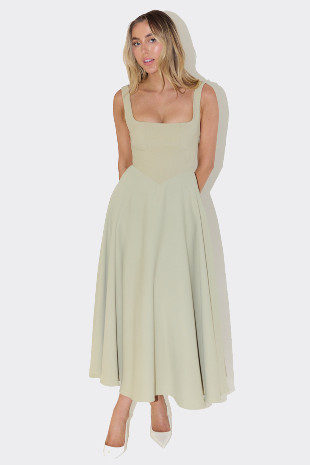 Vestido Midi De Cuello Cuadrado