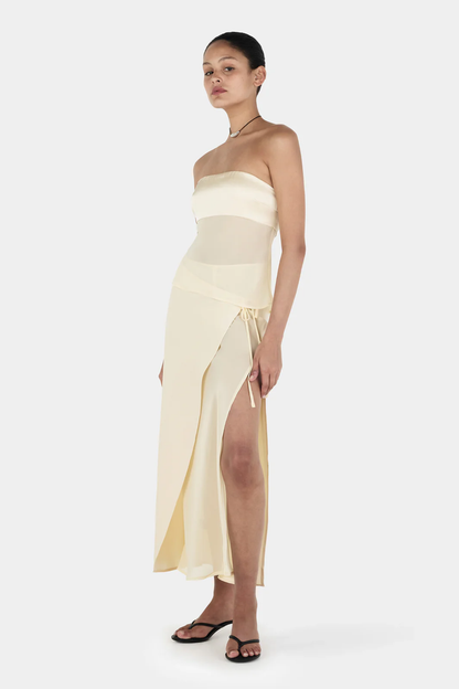Patricia | Vestido Crema Sin Tirantes