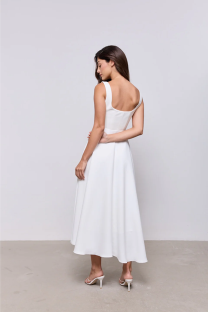 Vestido Midi De Cuello Cuadrado